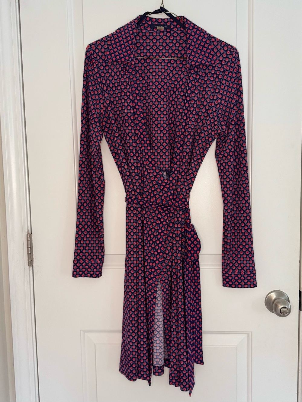 Tommy Hilfiger Women's Long Sleeve Wrap Dress Belted Navy and Red Flowy Size 8